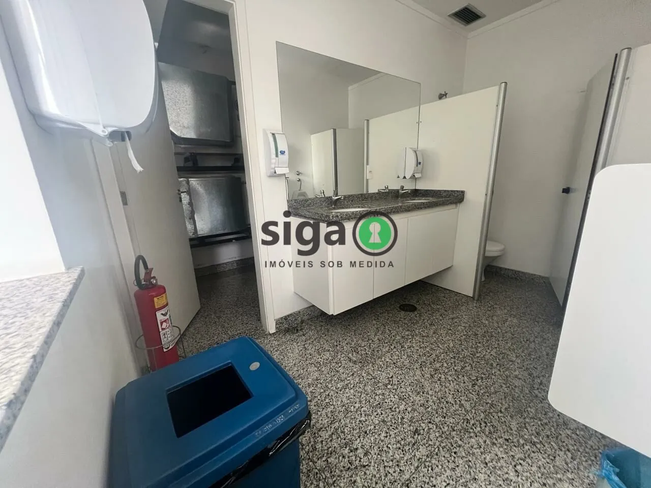 Imagem Conjunto Comercial ao Lado da Hebraica - Jardim Europa - São Paulo/SP