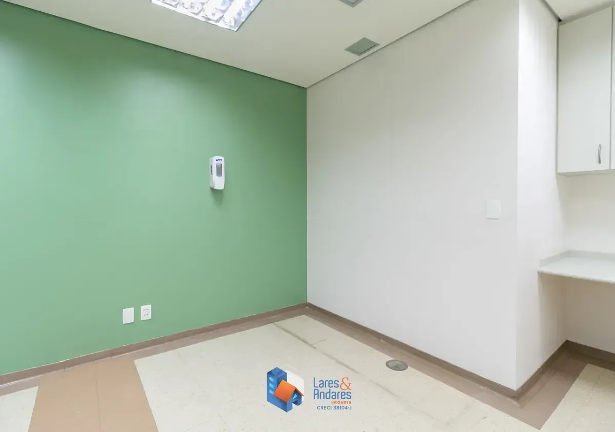 Imagem Loja de fachada ativa para venda em Santa Cecília, 145m²