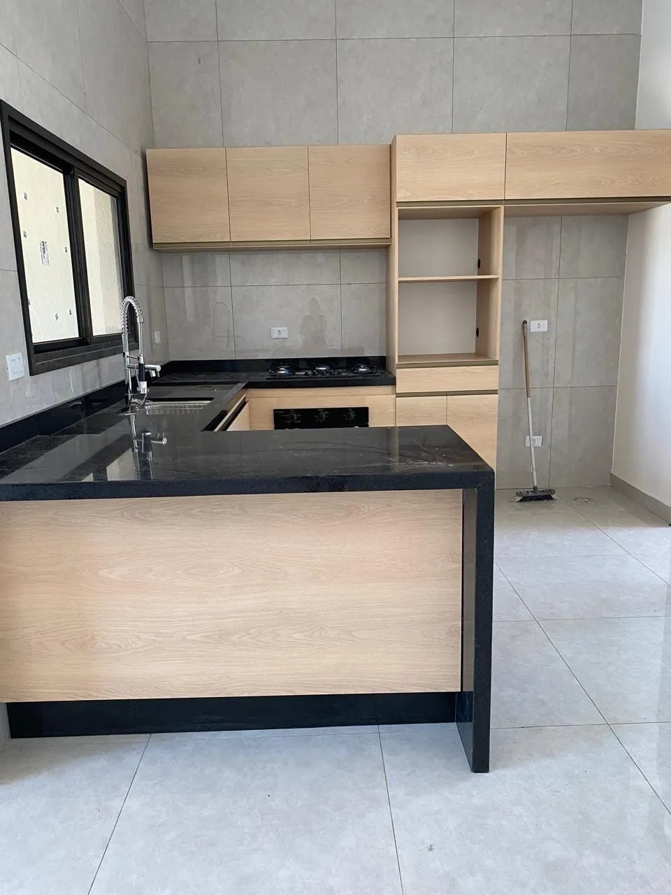 Imagem Maravilhosa Casa à venda no Laguna com 3 Dorms, 1 Suite, 2 Vagas, Residencial Maricá, Pindamonhangaba - SP | Condomínio Residencial Laguna