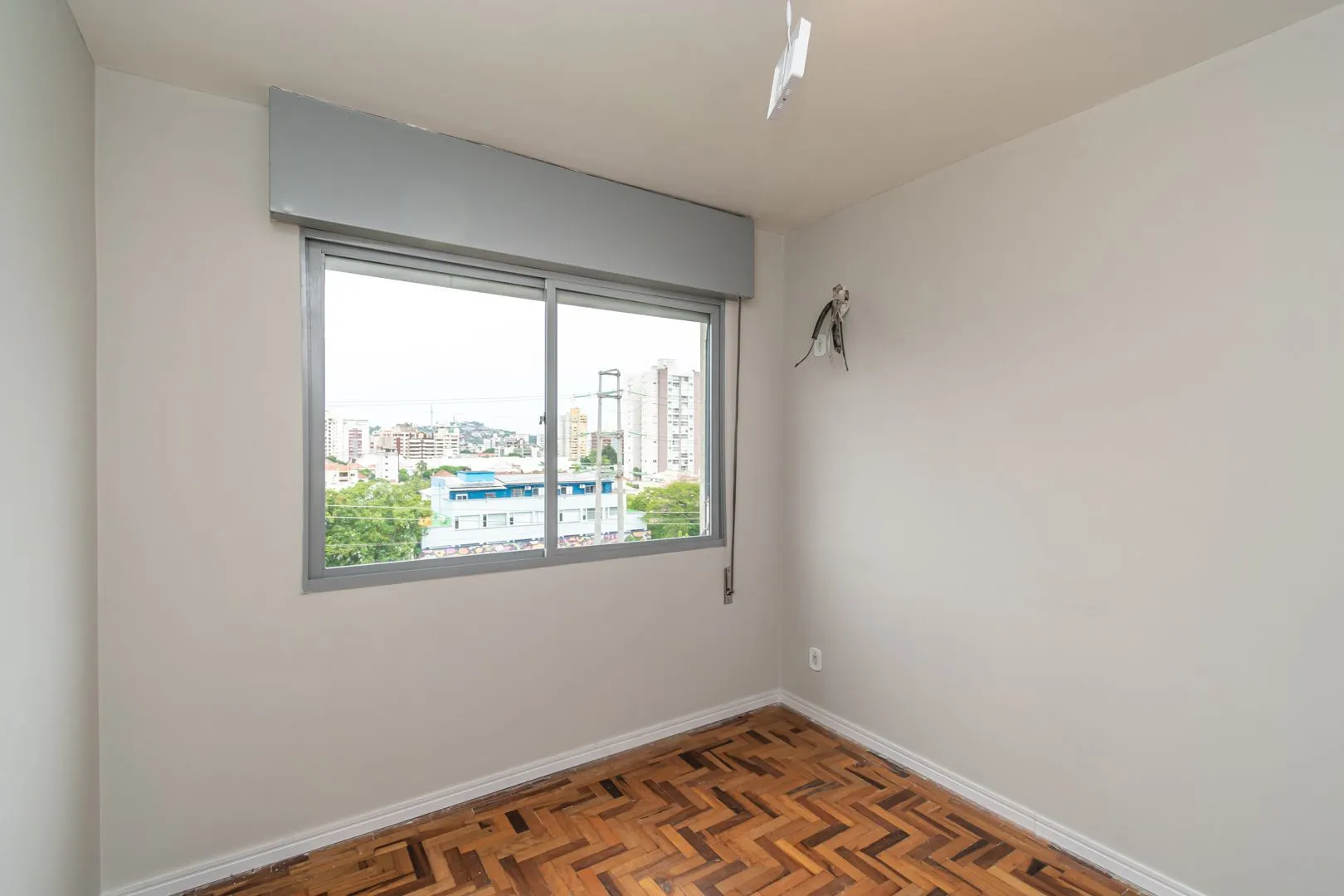 Imagem Apartamento 2 dormitorios, no Menino Deus reformado