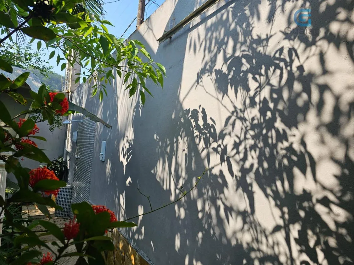 Imagem Vendo lindíssima Casa com 03 dormitórios no Canto do Forte, Praia Grande