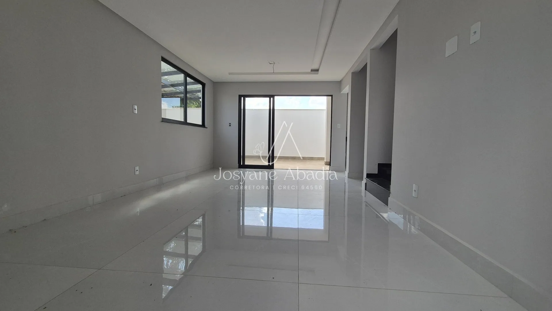 Imagem Casa de Alto Padrão no Jardim da Serra | 3 Suítes no Bairro Aeroporto - Juiz de Fora