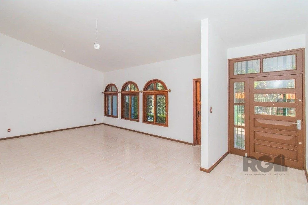 Imagem Casa, 200m², 3 dormitórios, bairro Cristal