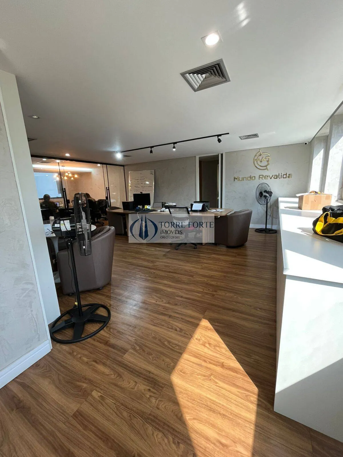 Imagem Conjunto comercial com 102 m² no Jardim Paulista, ótima localização