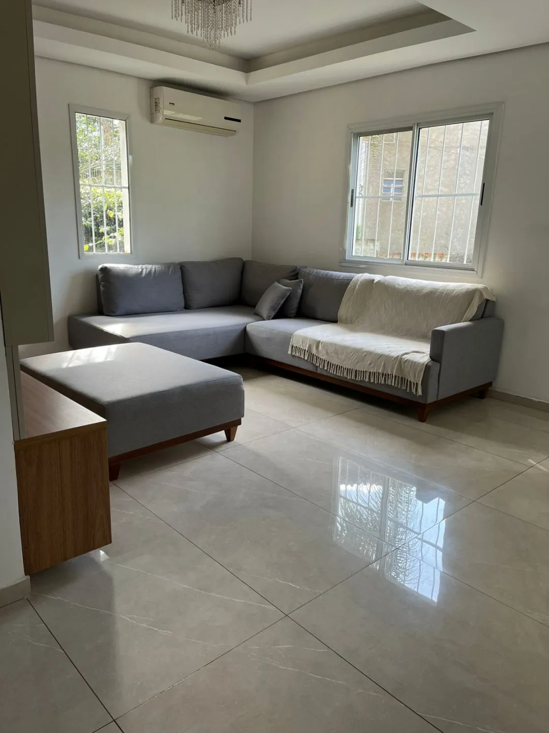 Imagem Casa Residencial com Piscina em Santa Isabel, Viamão - Venda