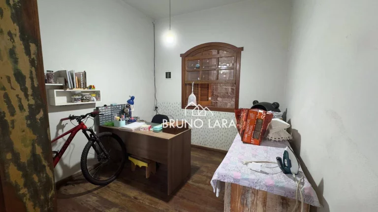 Imagem Casa a venda em Igarapé MG / Centro