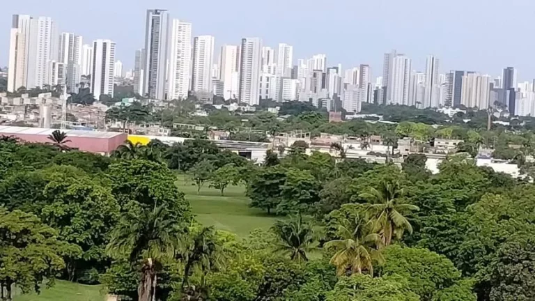 Imagem Apartamento para Venda em Recife, Caxangá, 4 dormitórios, 4 suítes, 5 banheiros, 4 vagas