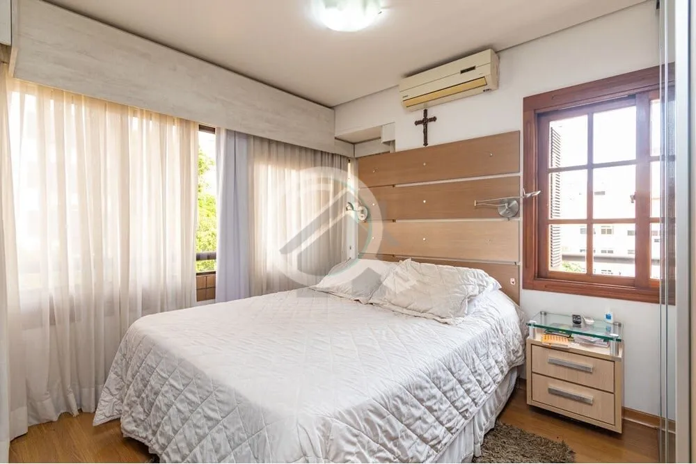 Imagem Cobertura Mobiliada no Bairro Petrópolis ? Elegância e Conforto Prontos para Morar Encante-se com ...