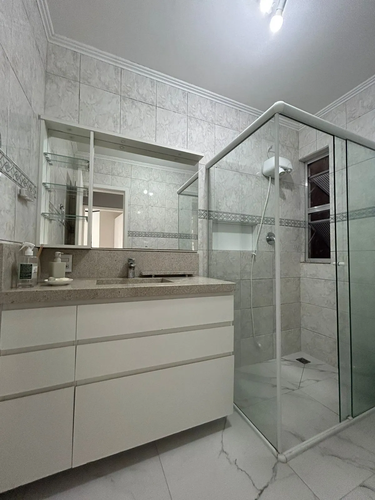 Imagem IDEAL PARA INVESTIDORES - apartamento semi mobiliado no Bairro Jardim Planalto