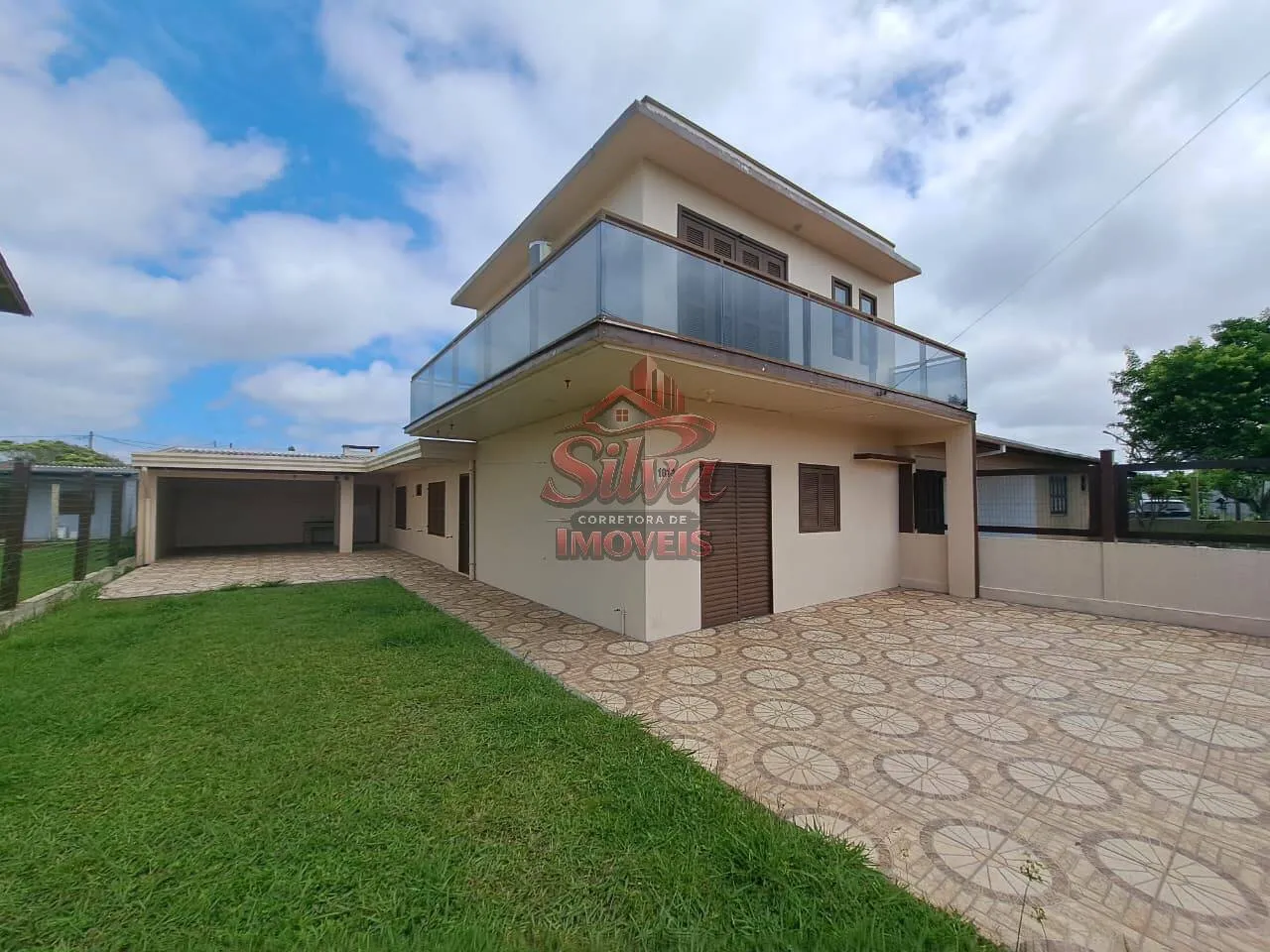 1158 |Casa 4 dormitórios com suíte a 260m do mar