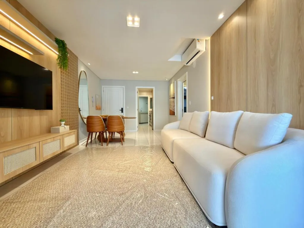 Foto do imóvel: Apartamento 2 Dormitórios - Bairro Zona Nova em Rua Guilherme Guittman