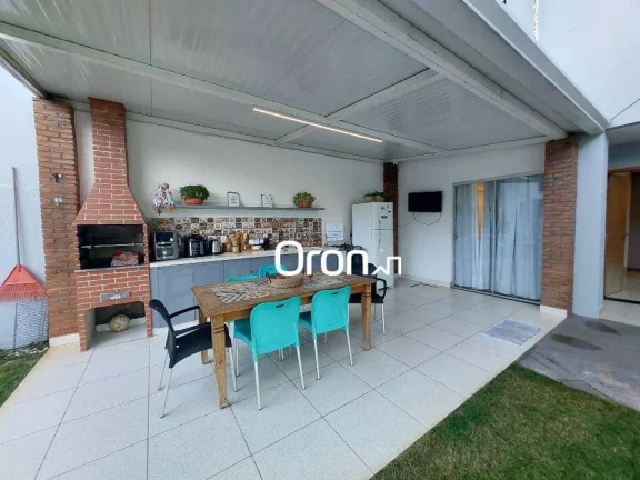 Imagem Sobrado à venda, 145 m² por R$ 699.000,00 - Setor Três Marias - Goiânia/GO