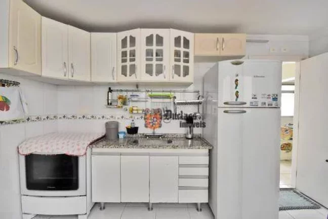 Imagem Apartamento com 3 dormitórios à venda, 120 m² por R$ 750.000,00 - Praia das Pitangueiras - Guarujá/SP