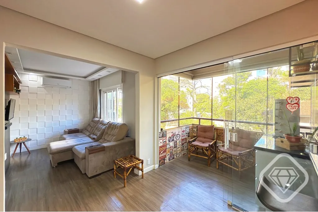 Imagem Apartamento encantador no primeiro pavimento, totalmente reformado e com alto padrão de acabamento,...