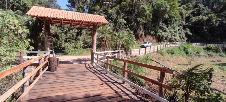 Imagem VENHA CONHECER O PARAÍSO NOVA TRENTINO! SÍTIO RECANDO DA ESPERANÇA Você está em busca de um refúgio tranquilo, próximo à natureza