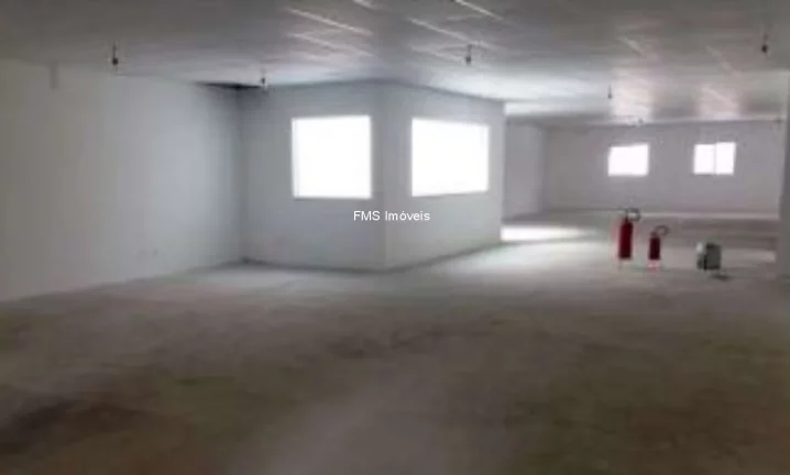 Imagem Prédio comercial com 637m² em Santana!