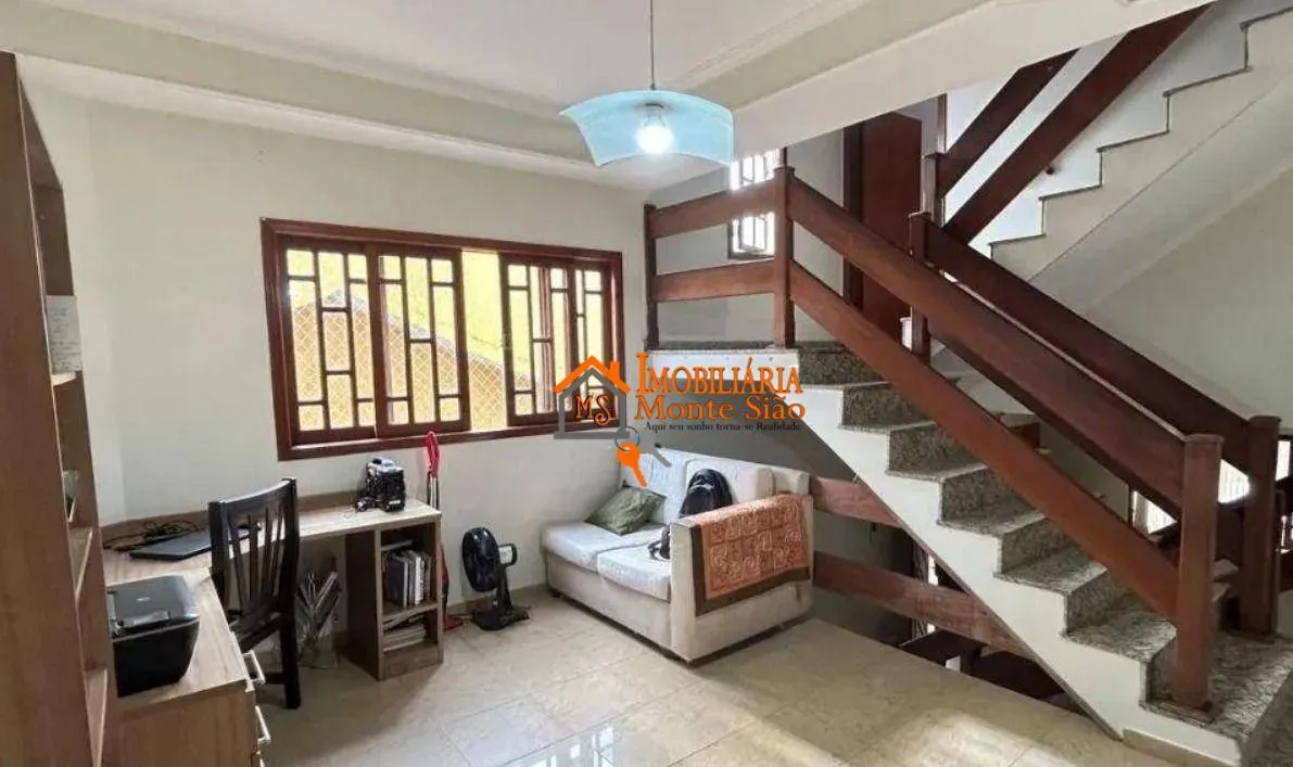 Imagem Sobrado com 3 dormitórios à venda, 178 m² por R$ 900.000 - Jardim Barbosa - Guarulhos/SP