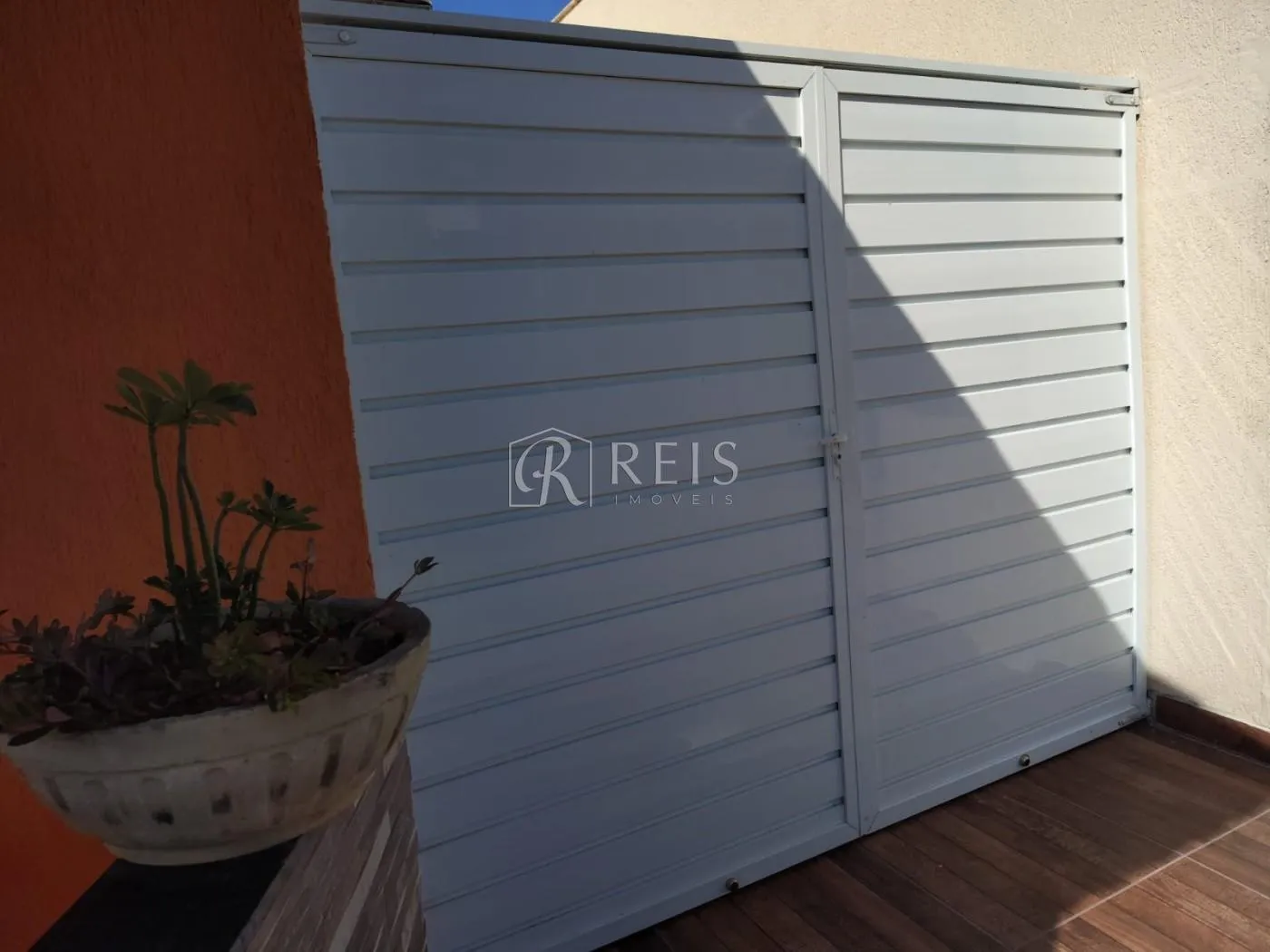 Imagem Casa para Venda em Rio das Ostras, Chácara Mariléa, 2 dormitórios, 1 suíte, 2 banheiros, 1 vaga
