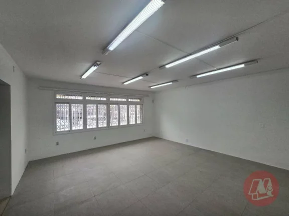 Imagem Casa para alugar, 376 m² por R$ 10.105,00/mês - Santa Cecília - Porto Alegre/RS