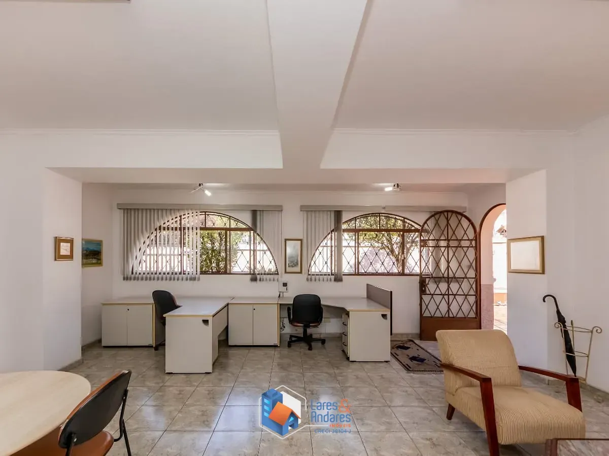 Imagem Casa para venda em Aclimação com 3 quartos, sendo 3 suítes, 265m²