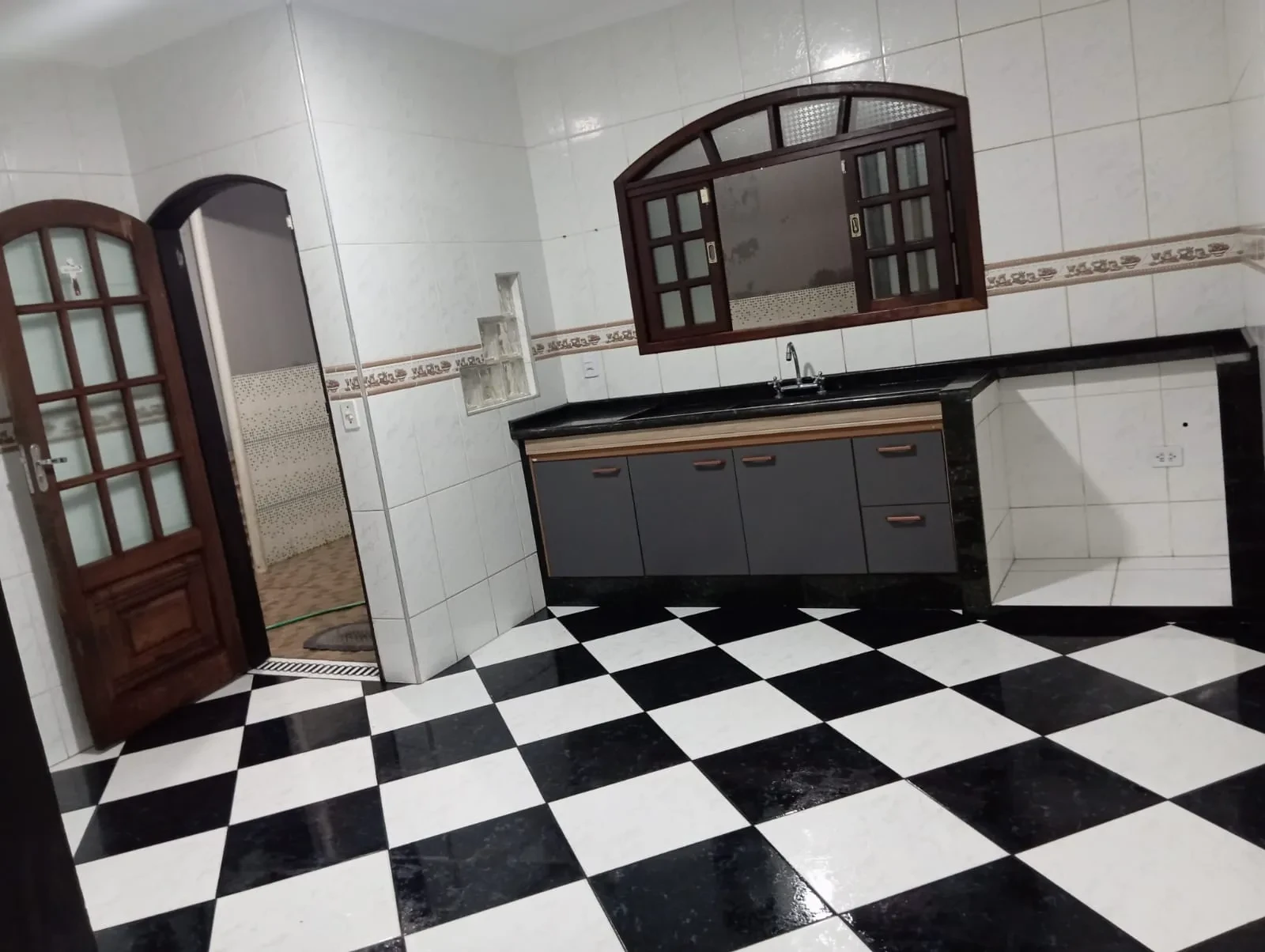 Foto do imóvel: Casa com 3 Quartos à Venda, 262 m² em Avenida Júlio Cezar Villaça, nº 98. Jardim Santa Luzia, São José dos Campos - SP