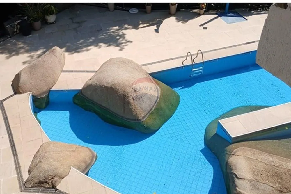 Imagem Casa com 5 quartos para venda em Condomínio Luxuoso na Barra de Guaratiba: