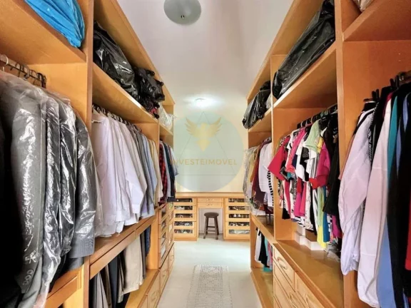Imagem Casa em Condomínio a Venda no bairro Granja Viana - Cotia, SP