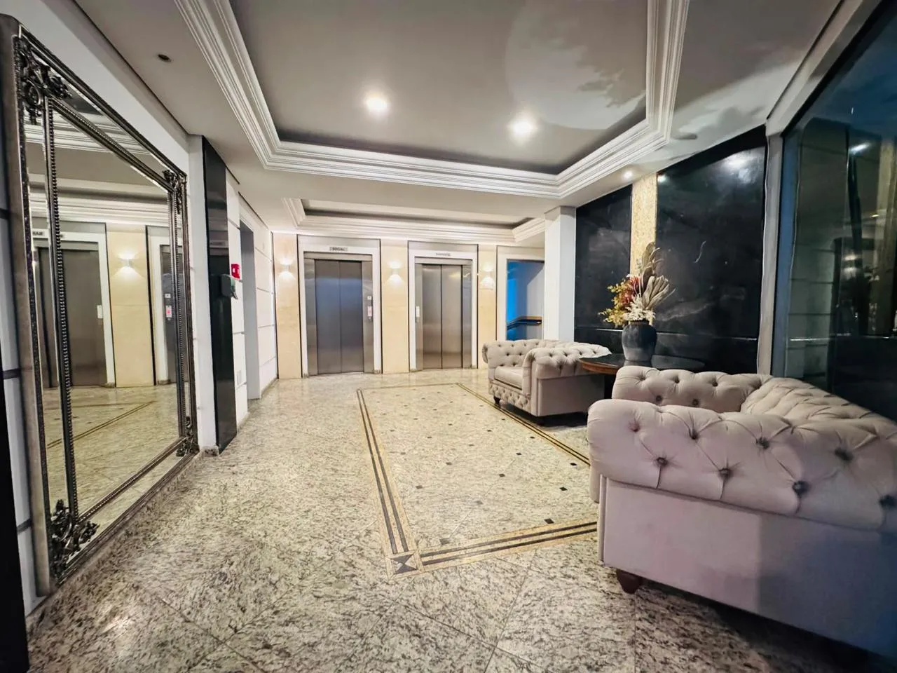 Imagem Apartamento com vista para o mar à venda com 112.49m2 por R$ 4.500.000,00