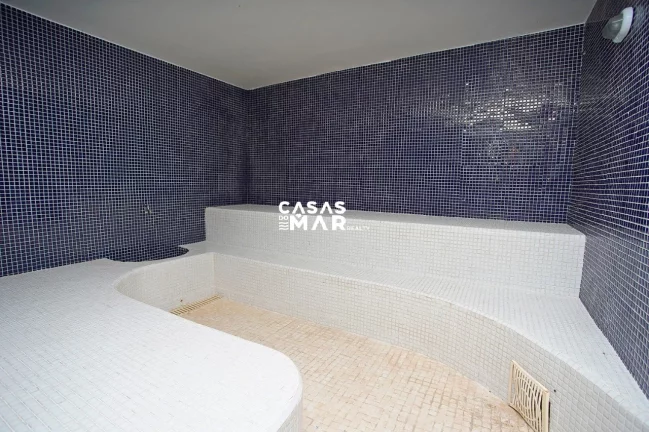 Imagem Casa frente mar de luxo na Ferradura, Búzios-RJ: 6 quartos, 6 suítes, 3 salas, 3 vagas - 749m² de pura sofisticação!