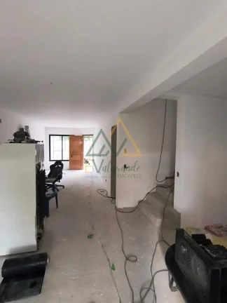 Imagem Sobrado à venda no bairro Alto Tarumã - Pinhais/PR