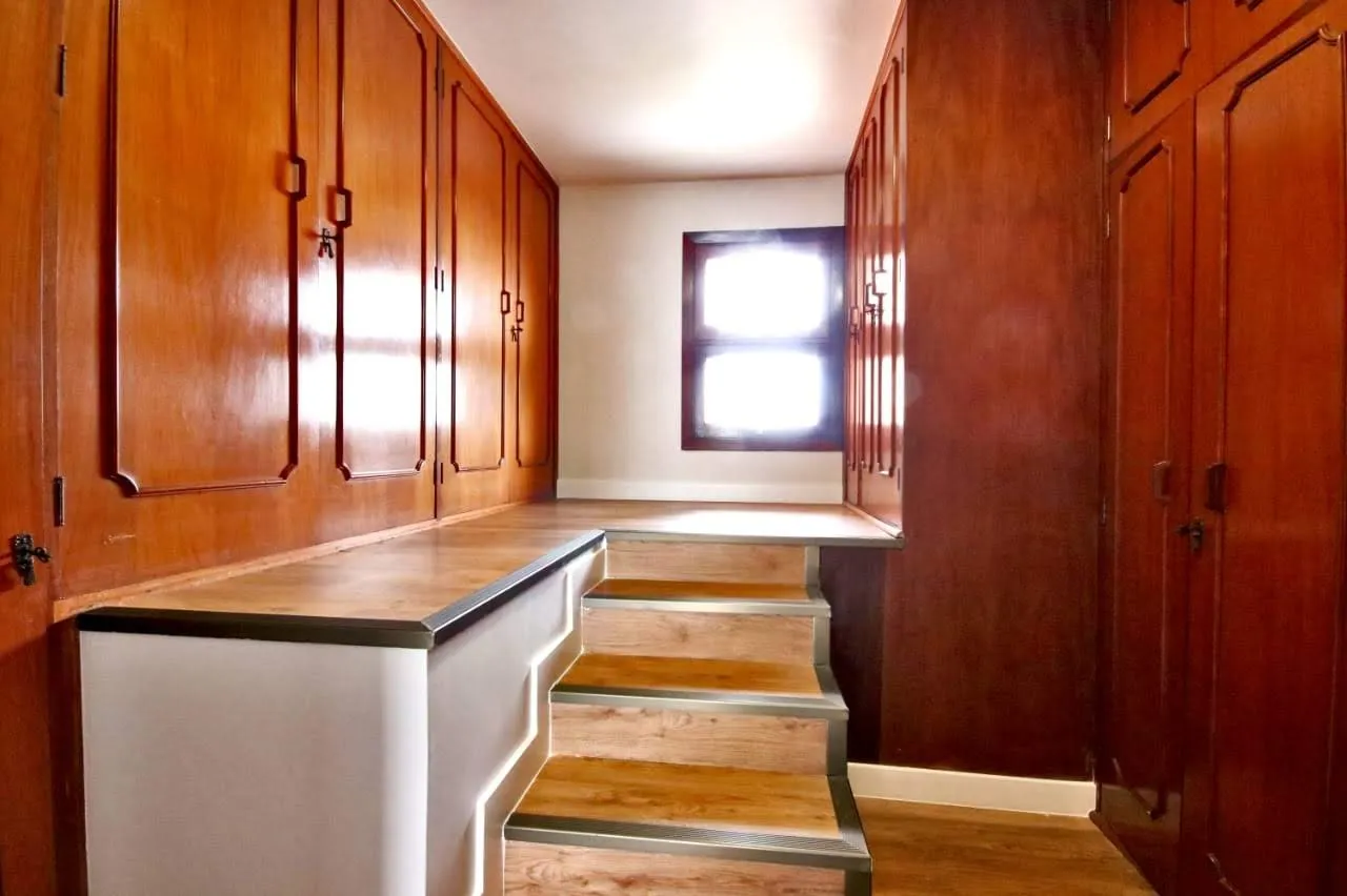 Imagem CASA RESIDENCIAL em SANTANA DE PARNAÍBA - SP, ALPHAVILLE