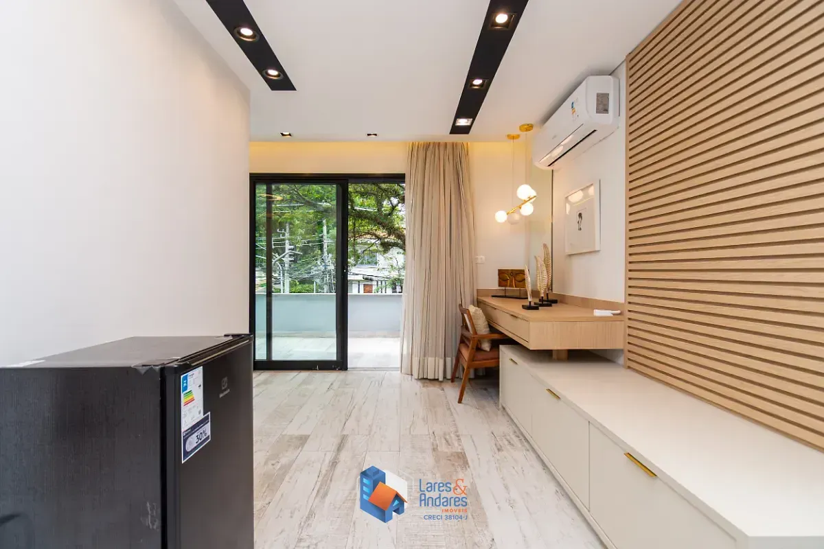Imagem Casa para venda em Campo Belo com 3 quartos, sendo 3 suítes, 345m²