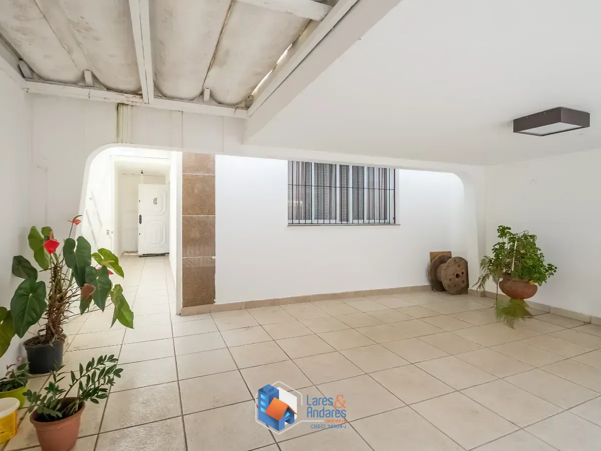 Foto do imóvel Sobrado para venda em Chácara Santo Antônio (Zona Sul) com 3 quartos, sendo 1 suíte, 230m² em Rua Booker Pittman