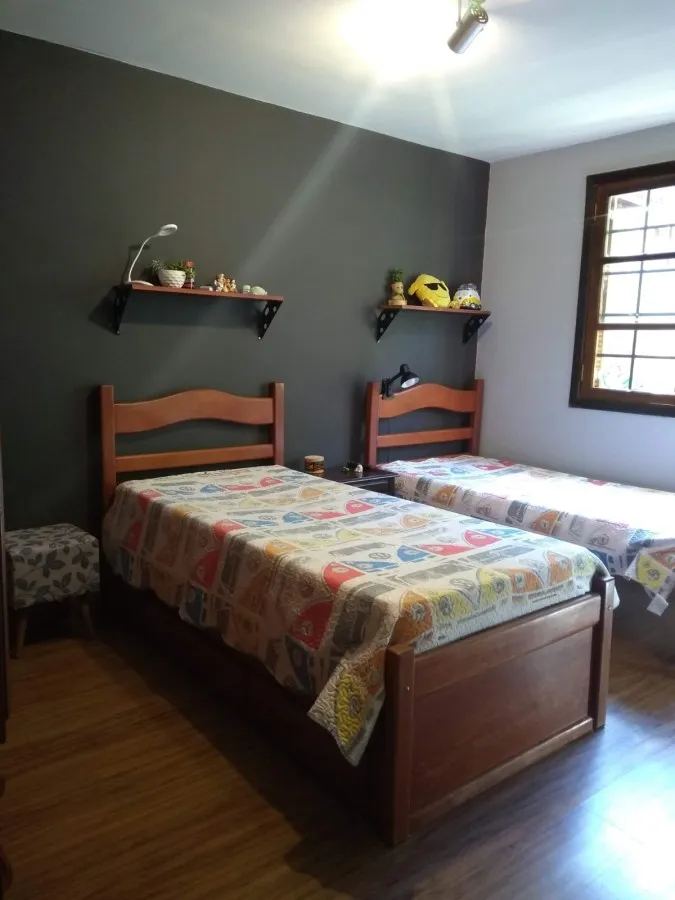 Imagem Casa para Venda em Petrópolis / RJ no bairro Samambaia