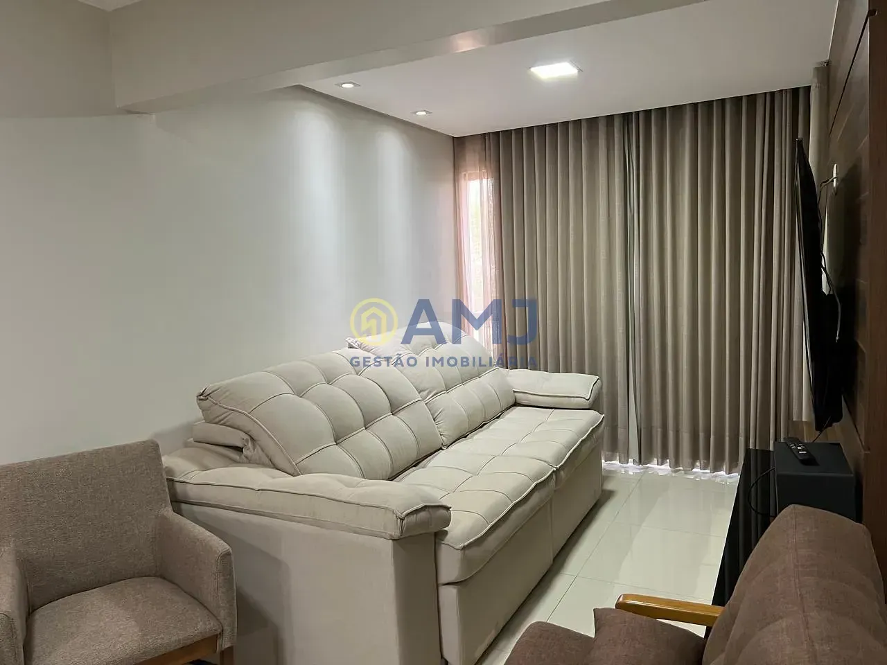 Imagem À VENDA | APARTAMENTO REFORMADO NO SETOR BUENO