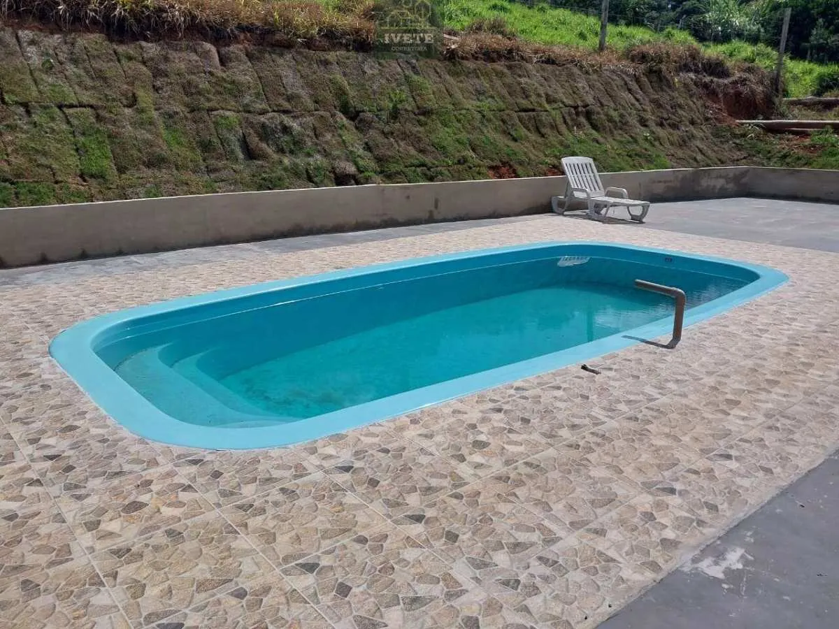 Imagem Chácara à Venda em Monte Alegre do Sul - Município de Mostardas/SP