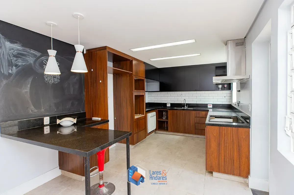 Imagem Casa para venda em Jardim Marajoara com 3 quartos, sendo 3 suítes, 200m²