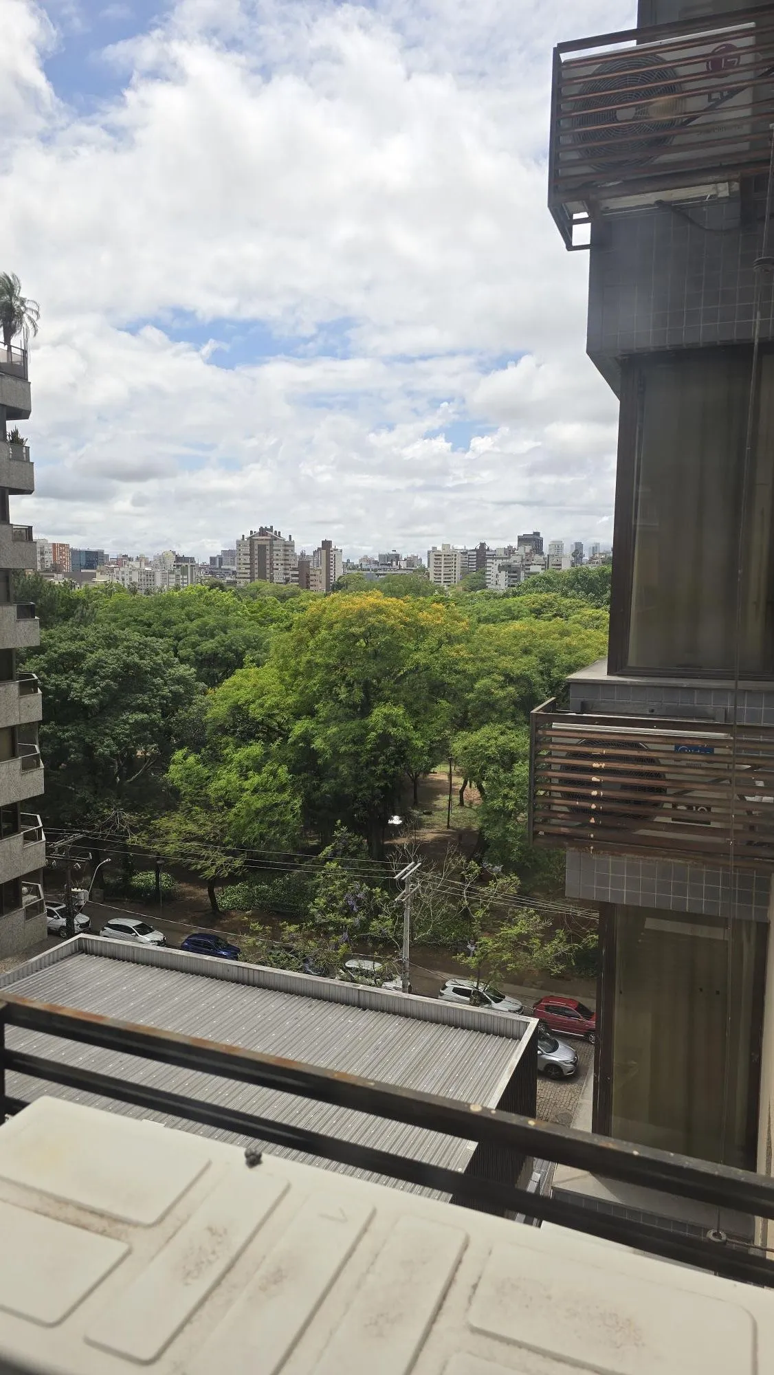 Imagem Flat em frente ao Parcão, na Comendador Caminha.