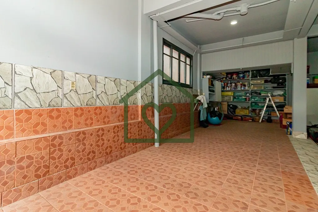 Imagem Apartamento no bairro de Jardim Sabará com área construída de 271 metros quadrados, são 14 cômo...