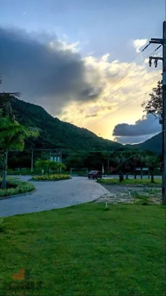 Imagem Terreno a Venda no bairro Senador Carlos Jereissati - Pacatuba, CE