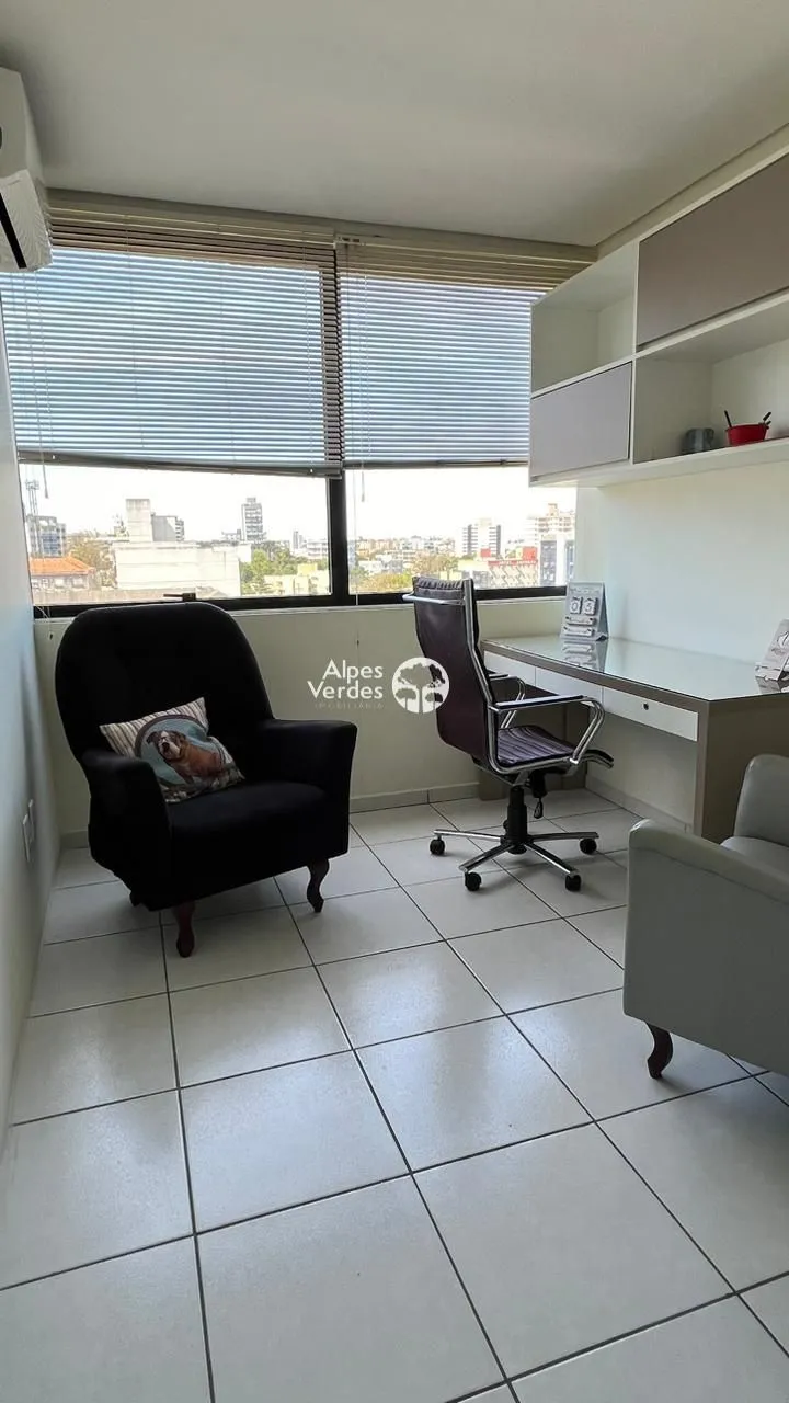 Imagem Sala à Venda em Centro, Canoas - RS