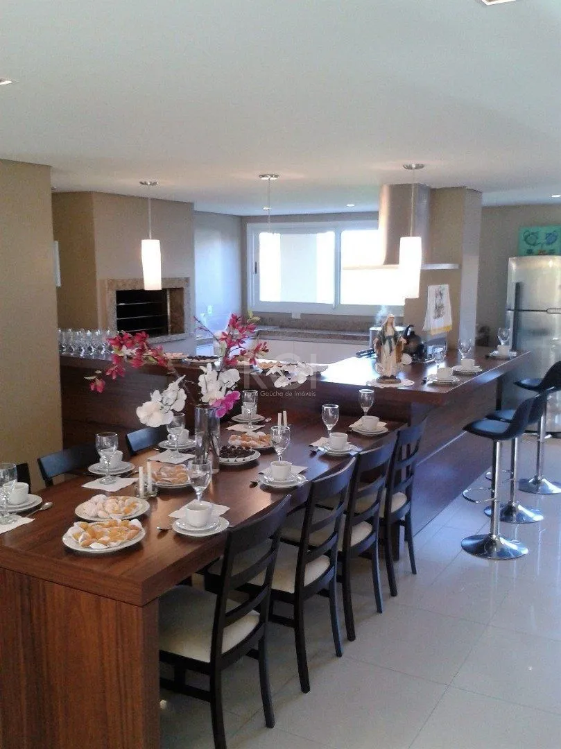 Imagem Apartamento para Venda - 80.3m², 3 dormitórios, sendo 1 suites, 2 vagas - Menino Deus