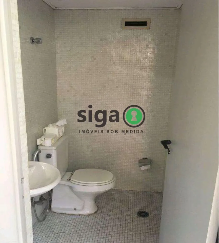 Imagem Conjunto Comercial em Moema à Venda Próximo ao Metrô com 2 Vagas e Renda Ativa