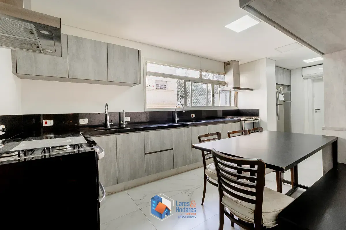 Imagem Apartamento para venda em Santa Cecília com 3 quartos, sendo 3 suítes, 198m²