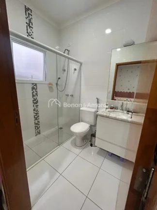 Imagem Casa térrea à venda no Condomínio Reserva Real, localizada logo na entrada da cidade com fácil a...