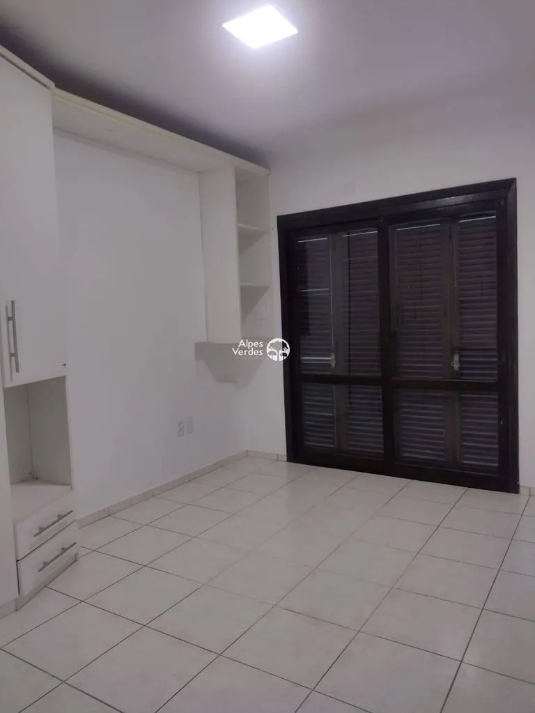Imagem Vende-se apto no centro de Taquara-2 Quartos- R$340.000,00