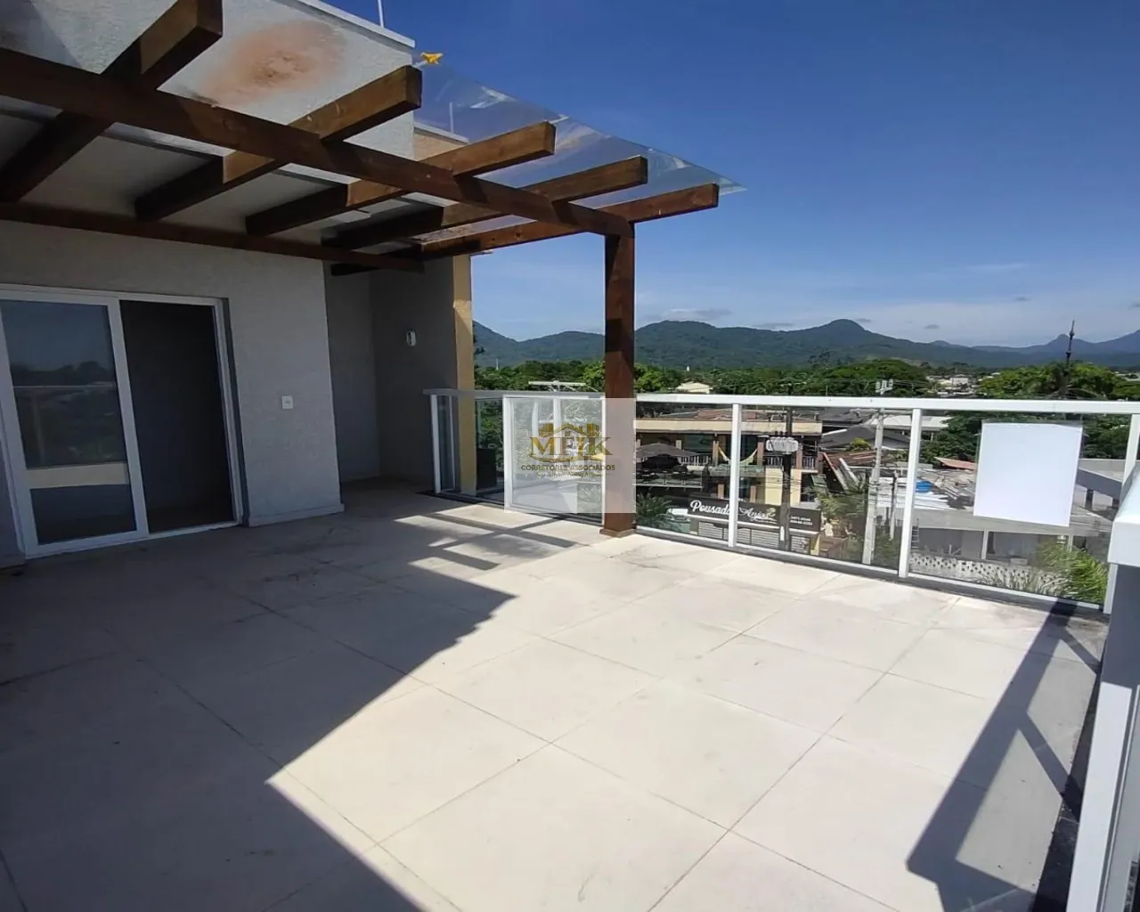 Imagem Apartamento com 2 dormitórios sendo 01 suíte à venda, Flamingo, MATINHOS - PR