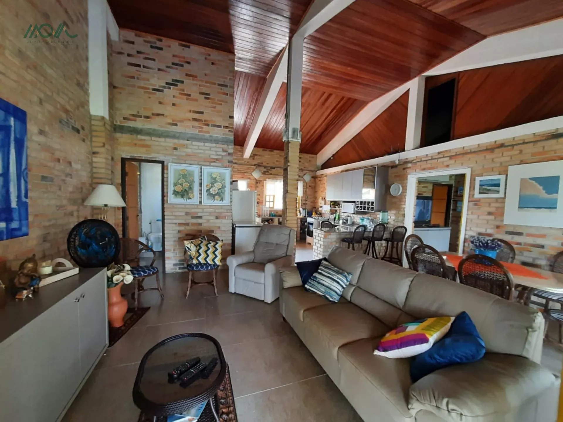 Imagem CASA PÉ NA AREIA EM ITAPOÁ - Incrível oportunidade, casa com uma vista deslumbrante para a Baía ...