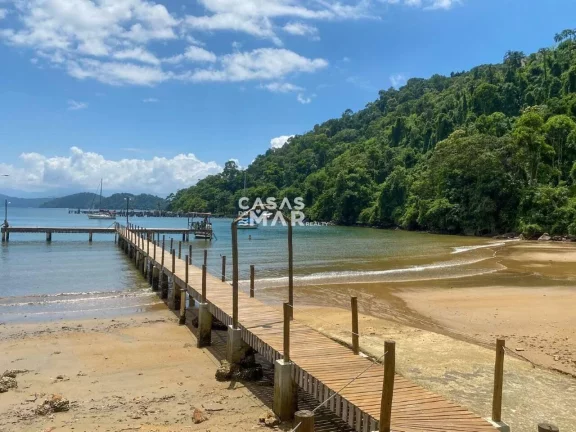 Imagem Casa frente mar de luxo em Angra dos Reis-RJ, bairro Piraquara (cunhambebe), 4 quartos, 4 suítes, 6 banheiros, 400m². Venha conferir!