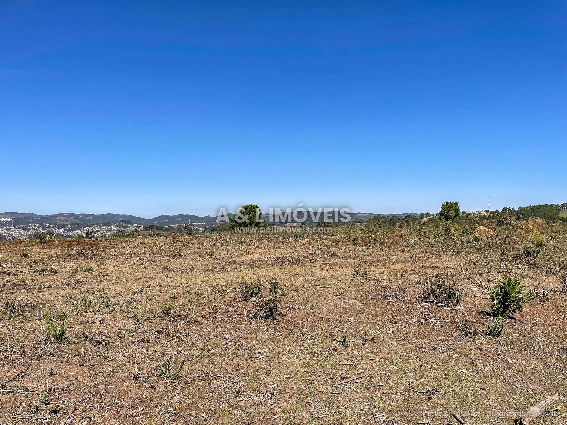 Imagem Terreno 5.268,00 m² à venda em Campos do Jordão | ZR3 | Alto da Boa Vista